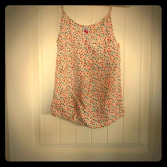 LUCY LOVE TANK/ B2A - Picture 7 of 7